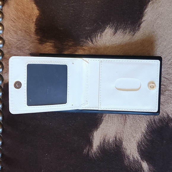 Samsung Note 20 Ultra Cases - Picture 2 of 9